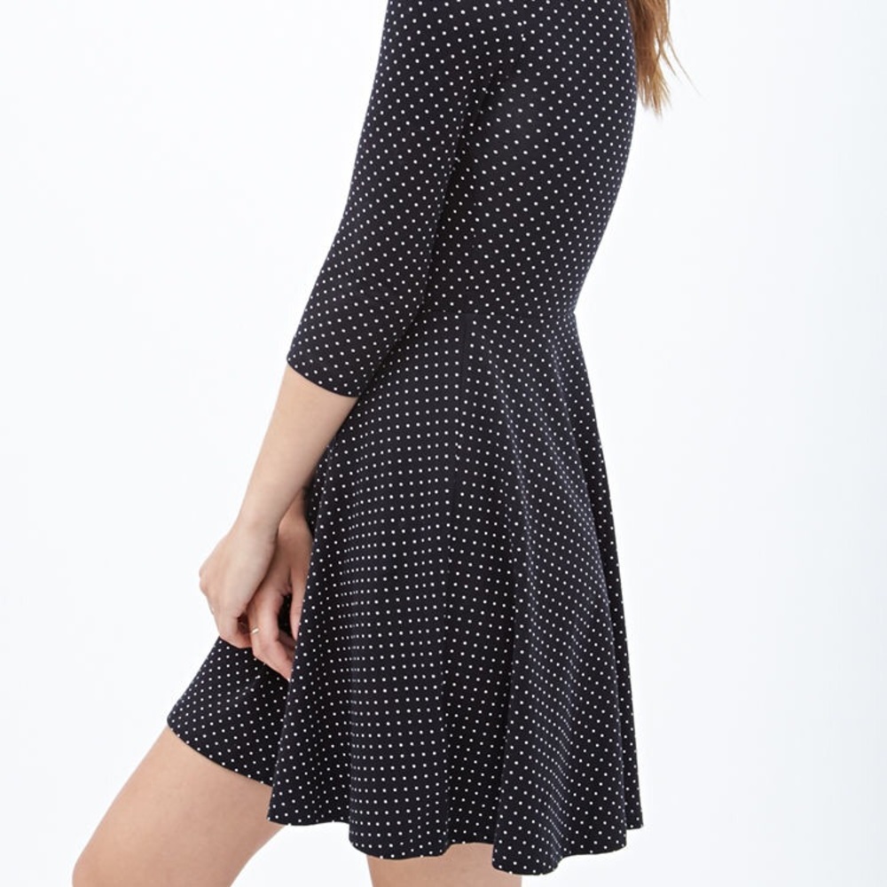 ✨NWOT✨Black and white Polka Dots